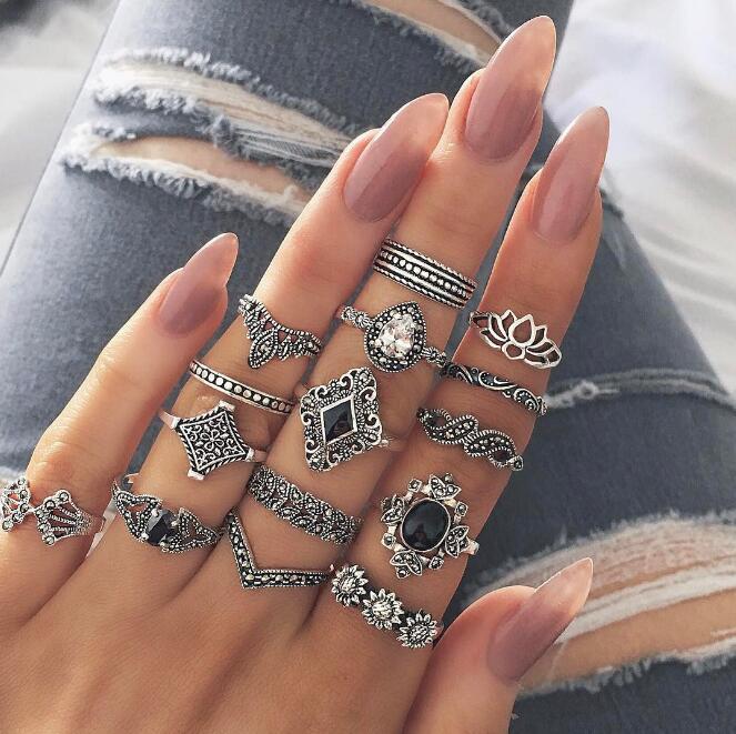 4PCS, Set Vintage Turkish Beach Punk Resin Beads Ring Set Ethnic Carved Silver Plated Boho Midi Finger Ring Knuckle Charm anelli