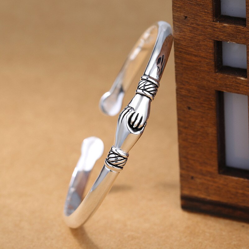 Silver Color  Vintage Handshake Creative Bracelet Bangle For Women Fashion Charming Wedding Jewelry Adjustable