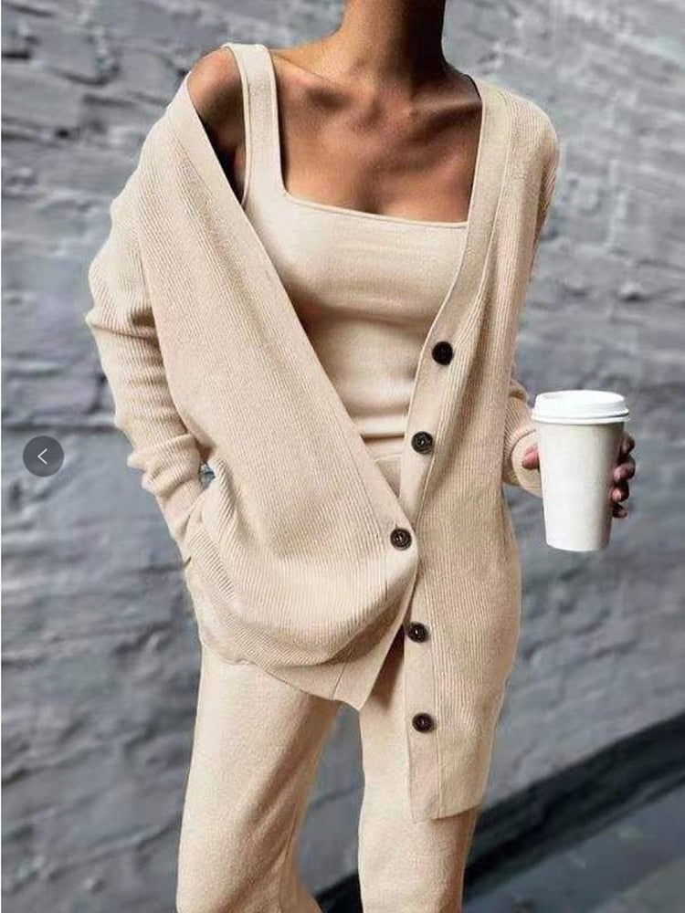 Knitted three piece set for women's new style outerwear, vest, pants set