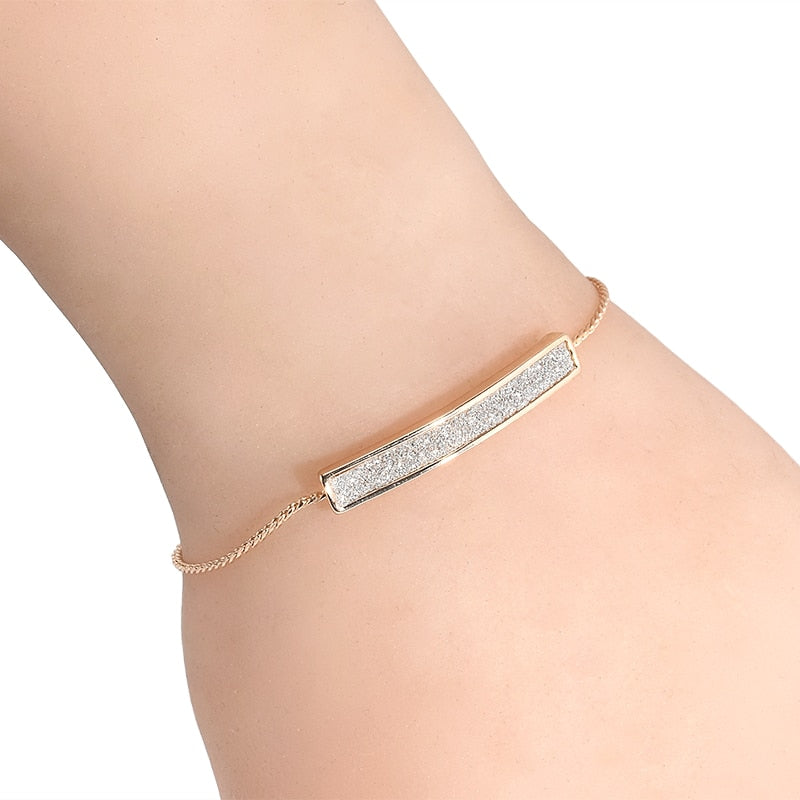 Fashion Trendy Female 18K Gold Bracelet For Women Diamond Alloy Bracelet Girls Party Gift Jewelry Accessories