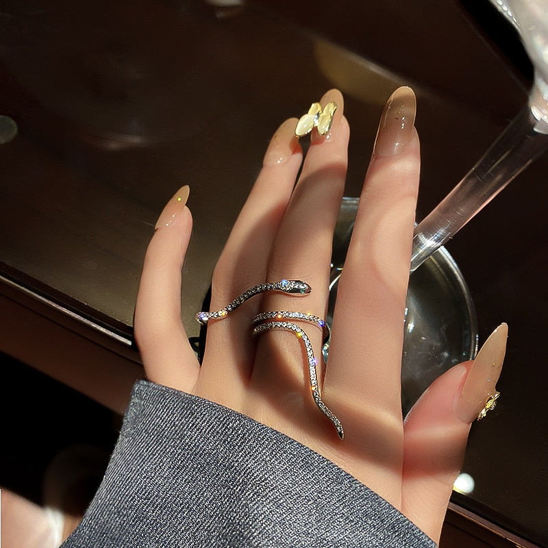 FYUAN Cool Snake Shape Rings for Women Bijoux Adjustable Crystal Rings Weddings Party Jewelry