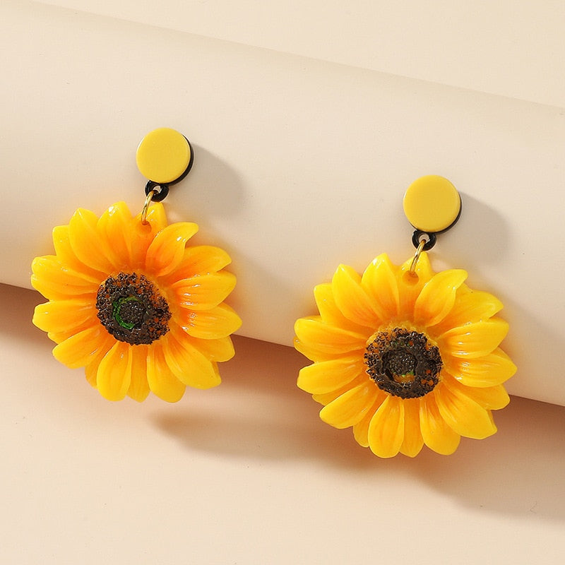 Trend Sunflower Flower Resin Earrings for Women Korean Fashion Funny Designer Earrings Elegant Unique Geometric Earring Fun