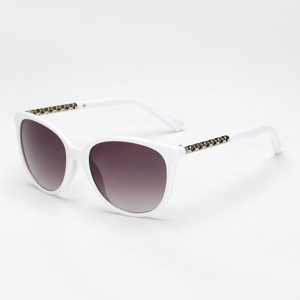 UVLAIK Brand Star Style Luxury Sunglasses Women Oversized Sun Glasses Female Vintage Round Big Frame Outdoor Sunglass UV400