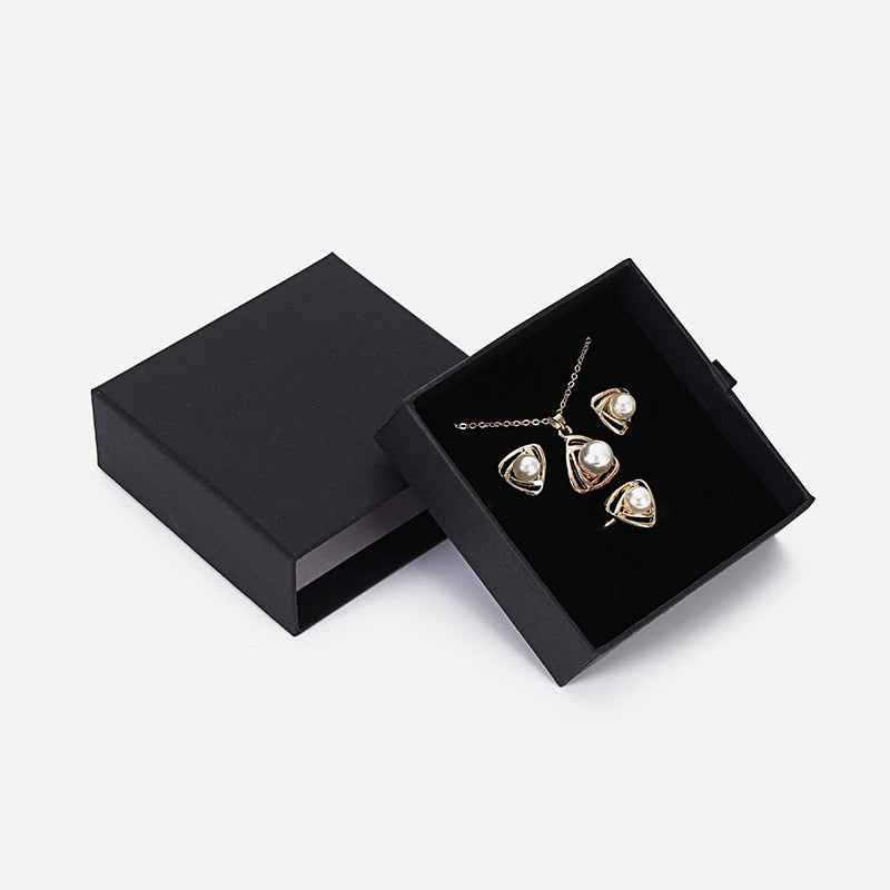 Trendy Specialty paper Gift Box For Necklace &amp; Bracelet, amp, Anklet