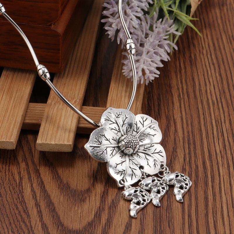 Vintage Bohemian Tassel Necklaces & Pendants for Women Jewelry Big Statement Carved Flower Geometric Pattern