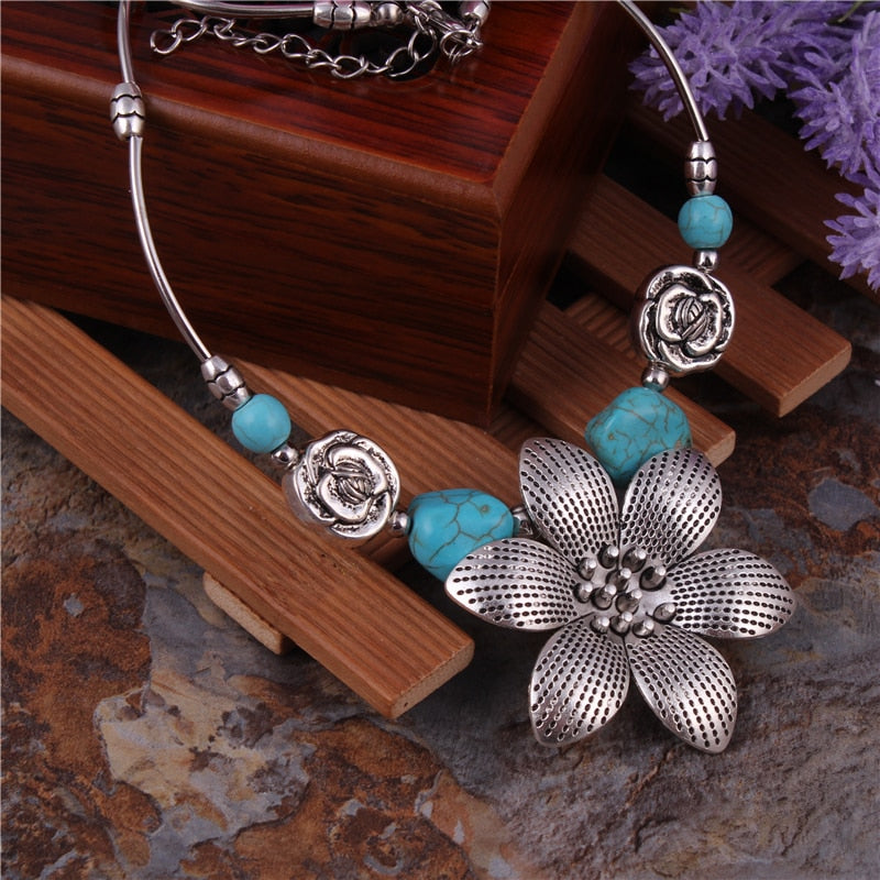 Vintage Bohemian Tassel Necklaces & Pendants for Women Jewelry Big Statement Carved Flower Geometric Pattern